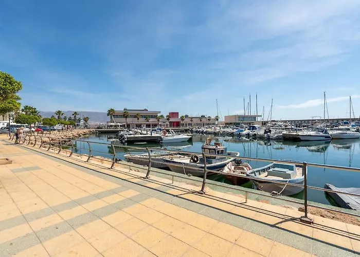 Romanilla 12 Apartamento Familiar Junto Al Mar